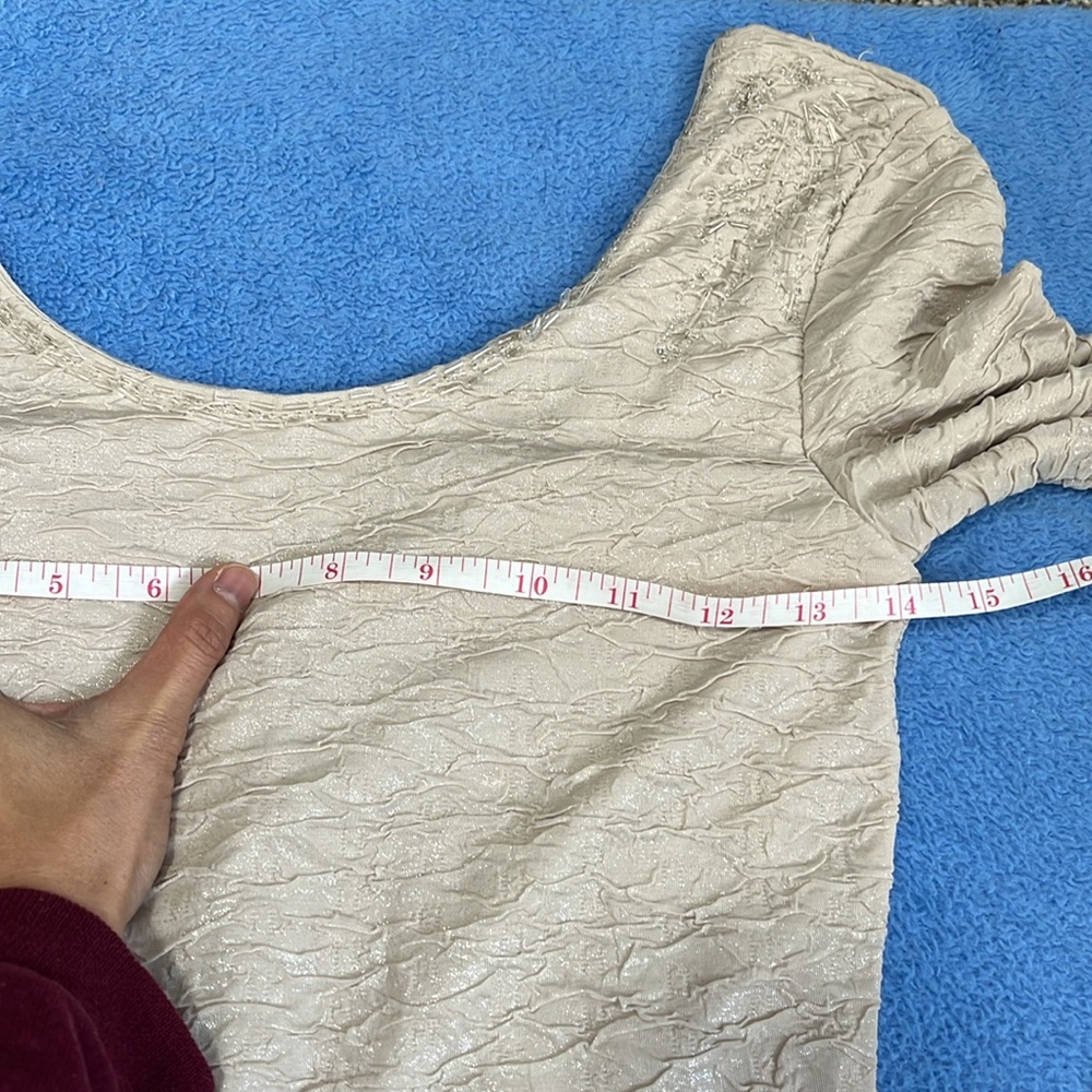 Dress - Picture 9 of 11